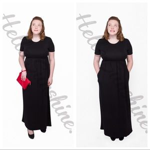 PLUS SIZE Black Maxi dress with pockets